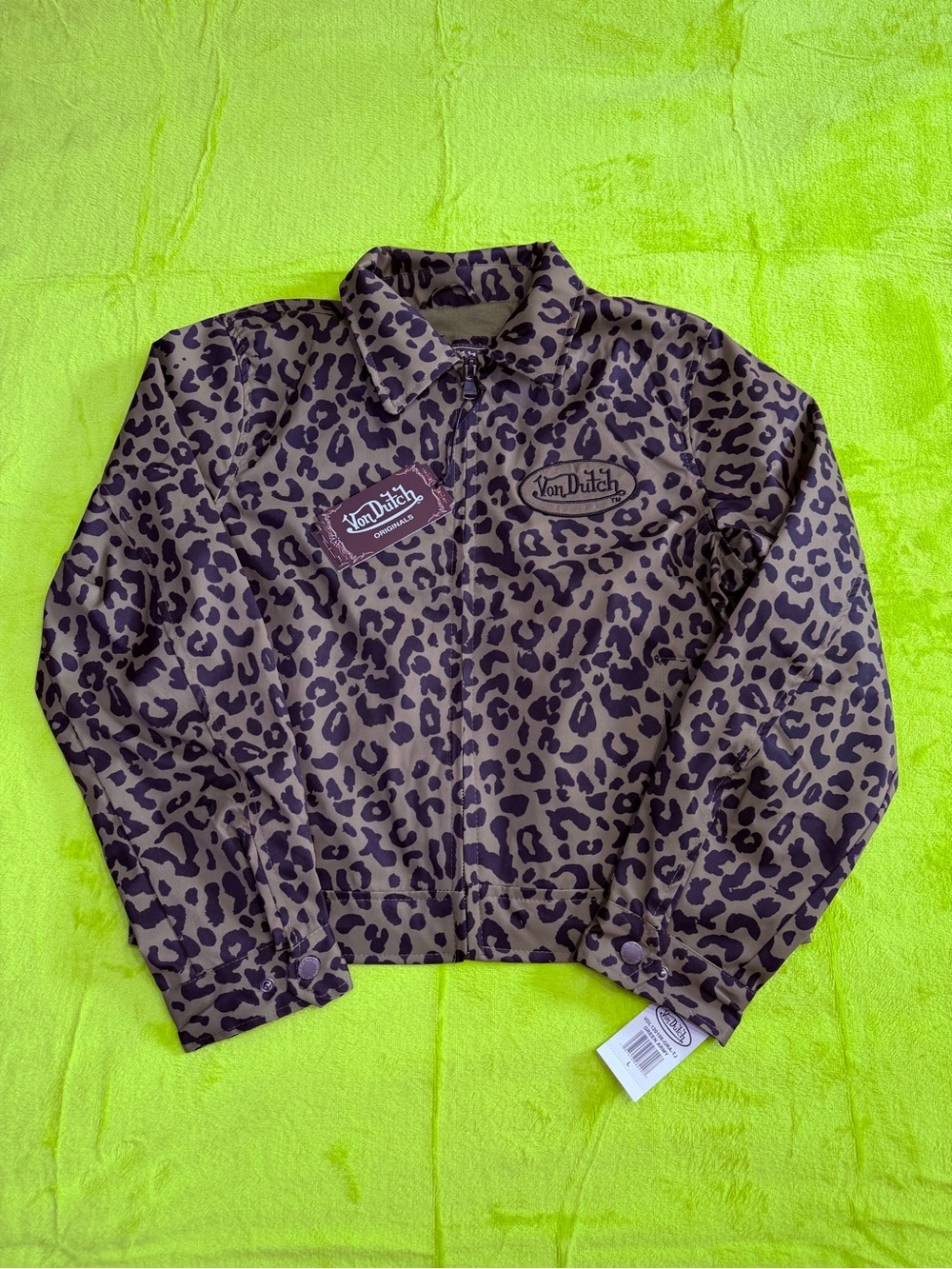 Von Dutch Women’s Leopard Print Jean Jacket in Olive Green and Black L/G